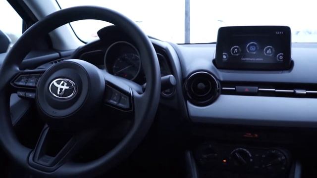 2019 Toyota Yaris L Spotlight смотреть онлайн