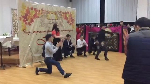 ЛЕЗГИНКА на Осеннем балу смотреть онлайн