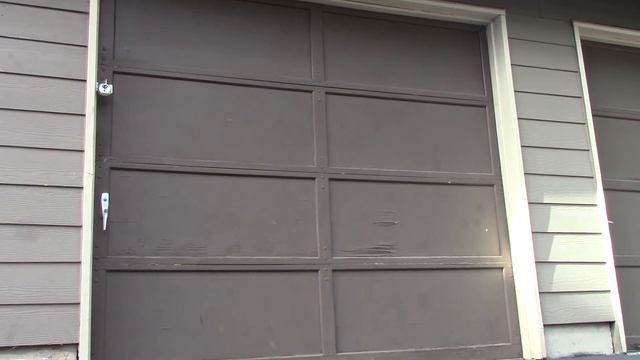 My First Video! My Old Garage Doors And Craftsman Garage Door Opener. смотреть онлайн
