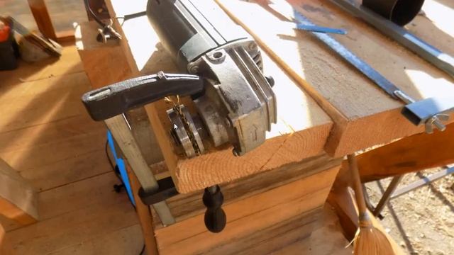 Как открутить гайку на болгарке. смотреть онлайн