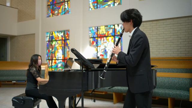 Schumann Fantasiestücke for clarinet and piano (first mvt) - Noah Jung смотреть онлайн