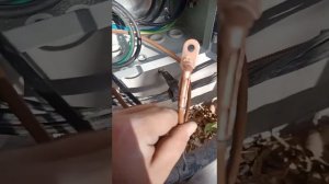 Соединение СИП и медного кабеля , через наконечники .