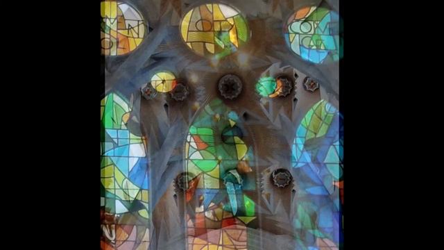 Barcelona.Batló.Sagrada Familia смотреть онлайн