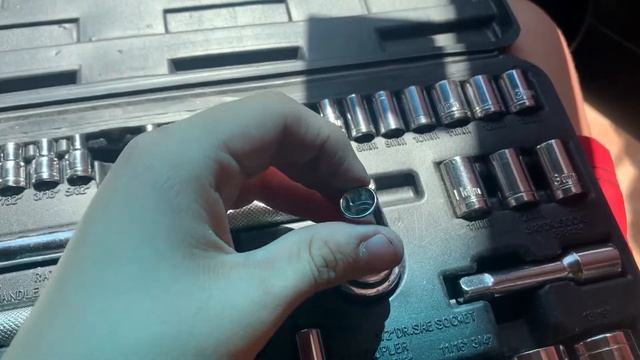 Cambiamos el espejo retrovisor lateral del Pointer GT ????????? смотреть онлайн