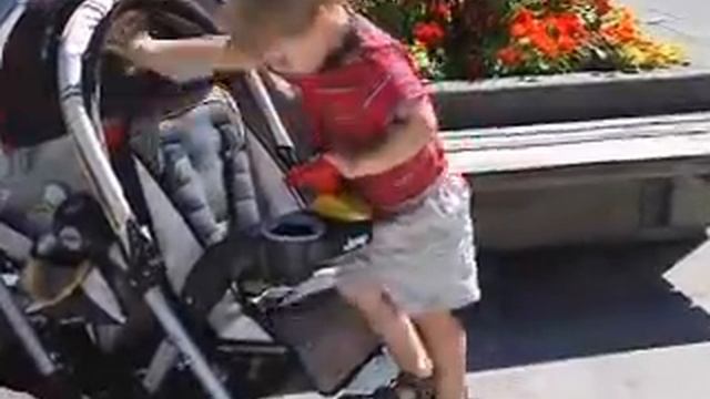 Jeep Traveler Tandem Baby Stroller смотреть онлайн