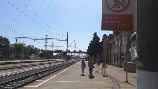 Отправление электропоезда от станции Дербент, Дагестан 15-09-2021 г. смотреть онлайн