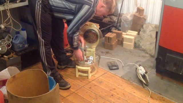 Сколько влажность топливных брикетов RUF #ЕвроДрова 9 смотреть онлайн