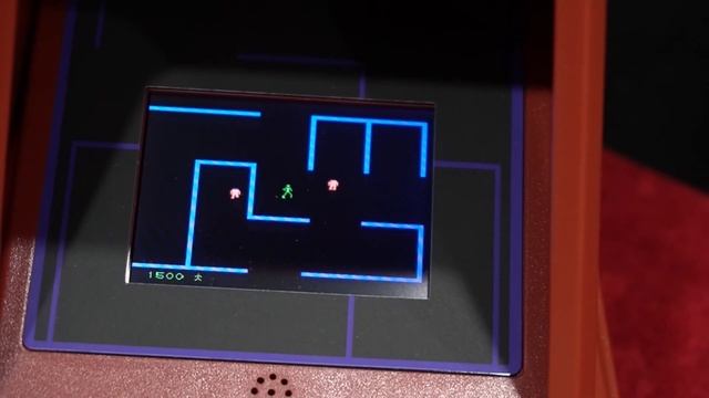 Coleco Berzerk & Frenzy Tabletop Unboxing and Review смотреть онлайн