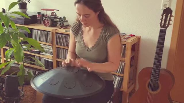 Melanie Goertz - RAV drum B RUS - tune 3 смотреть онлайн