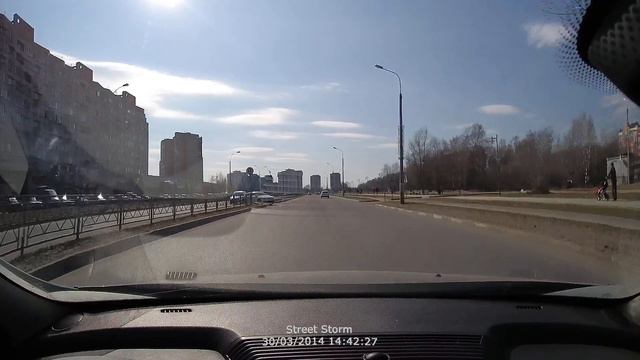 Видеорегистратор Street Storm CVR-A7710. День. Экспозиция: -1.3 eV смотреть онлайн