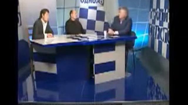 Получив по соплям,жириновский сбежал смотреть онлайн