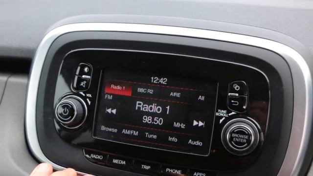 WN65OFZ Fiat  500X 1.4 MultiAir Cross SUV 5dr Petrol Bluetooth With Music Streaming, AUX/USB Input,