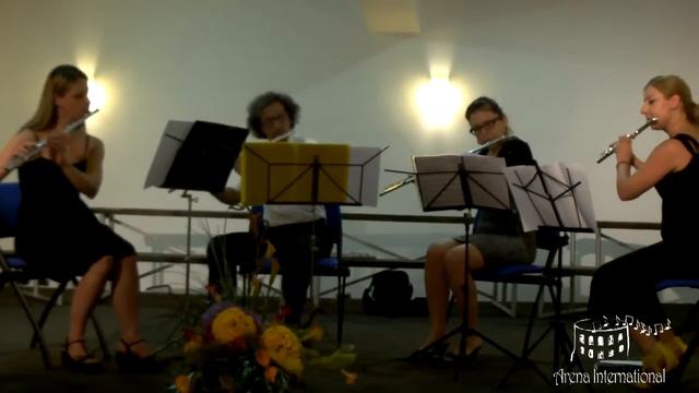 Tambourin da "Quatuor" (Pierre Max Debois) смотреть онлайн