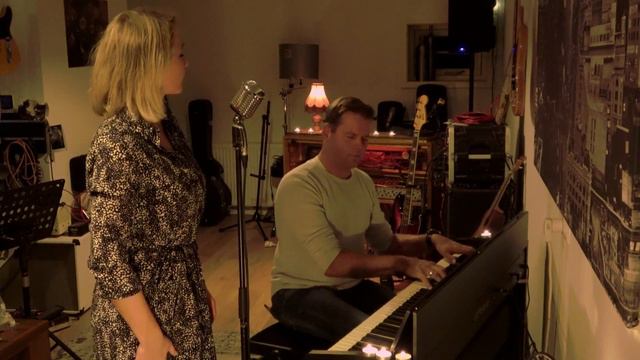 In the arms of an angel - Sarah McLachlan cover by Liesbeth Wieringa смотреть онлайн