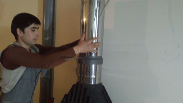 МОНТАЖ ДЫМОХОДА СЭНДВИЧ из нержавеющей стали топки и портала ВЕЛИЛ смотреть онлайн