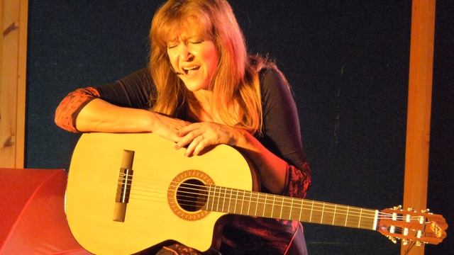 Бронислава Казанцева ПЕСНЯ НЕВСТРЕЧИ (мюзикл "Портрет женщины")/Slava Kazantzeva NON-MEETING SONG смотреть онлайн