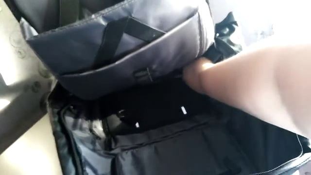 Рюкзак с портативным зарядным устройством. смотреть онлайн