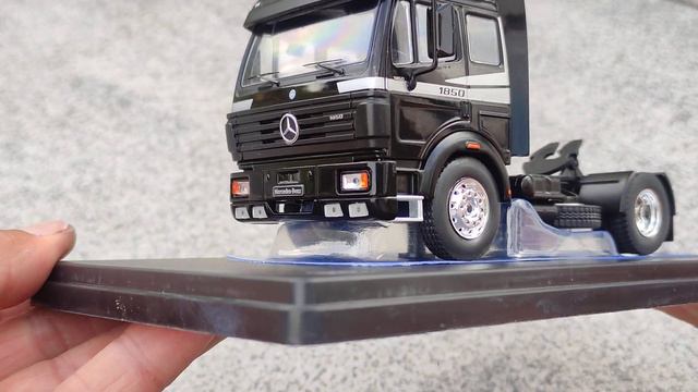 MERCEDES BENZ SK II 1850 Old TIR Detailed Scale Model IXO Unboxing #model #diecastcollection