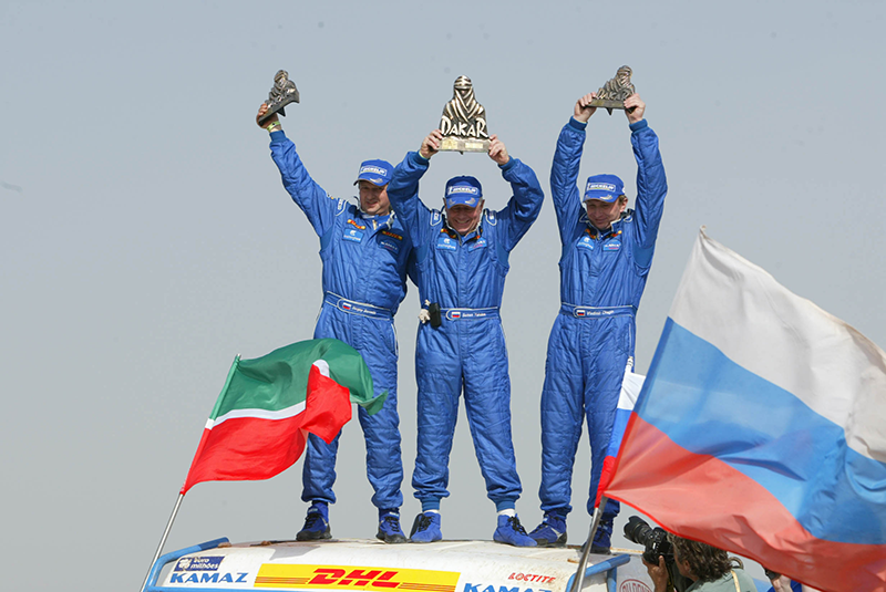 К 30-летию команды. 15 Золотых Дакаров «КАМАЗ-мастера». Год 2006-й смотреть онлайн