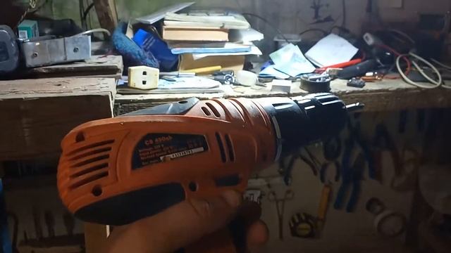 Проверка преобразователя напряжения с 12 на 220 вольт в нагрузке. смотреть онлайн