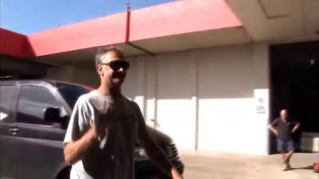 Barton Lynch & AMS go Surfing at Dee Why. Presented by Hurley смотреть онлайн