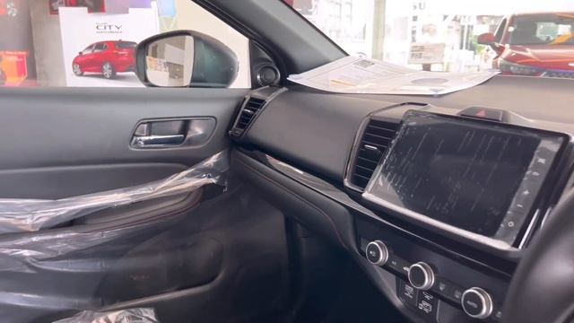 New Honda City Hatchback RS | in-depth walkaround смотреть онлайн