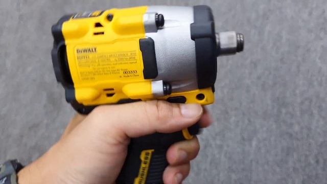 Dewalt [DCF921,DCF922] Hỗ Trợ Giá Tốt Cho Anh Em Sửa Xe Máy Lh 08888.40578