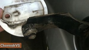 Как снять лючок Ford Fiesta Mk5  2007 года