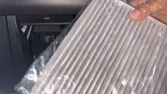 HOW TO REPLACE CABIN / AIRCON FILTER OF FORD RANGER смотреть онлайн