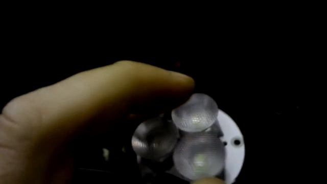 3 линзы 3 диода 12 вольтовых на 2 ампера