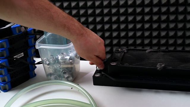 WATERCOOLED PC MAINTENANCE - What Can Go Wrong ? смотреть онлайн