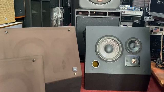 Loa jbl eon 15 tiếng quá ok giá rẻ13t loa jrx 112 giá 11t . Loa cantron 8330 Mỹ xịn giá 8t500 смотреть онлайн