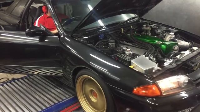 Nissan Skyline R32 GT-R RB26DETT Twin Turbo Engine Dyno Run Engine Blow Off Valve Sounds
