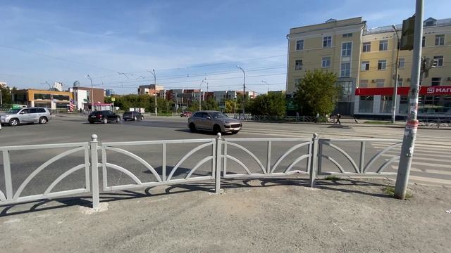 Улица 8 Марта. Прогулка по Екатеринбургу смотреть онлайн