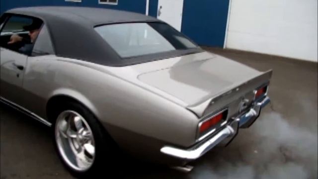 1967 Chevrolet Camaro with Flowmaster Super 44 mufflers. смотреть онлайн