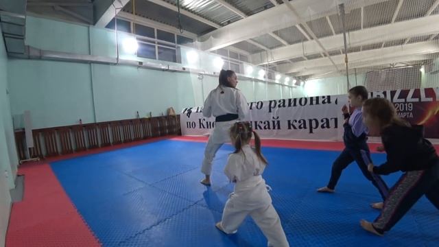 Завтрак от Димы. Даша и каратэ. Утепляем крыльцо. смотреть онлайн