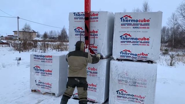 РАЗГРУЗКА ГАЗОБЕТОНА С ПРИМЕНЕНИЕМ ВИЛОЧНОГО ПОДХВАТА смотреть онлайн