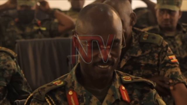 OBULUMBAGANYI E NTOROKO: Gen. Mbadi atenderezza amagye ga UPDF смотреть онлайн