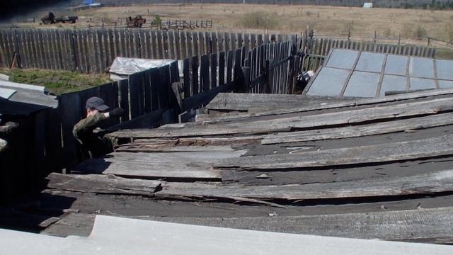 Разборка Сарая / Ломаем старый сарай на даче смотреть онлайн