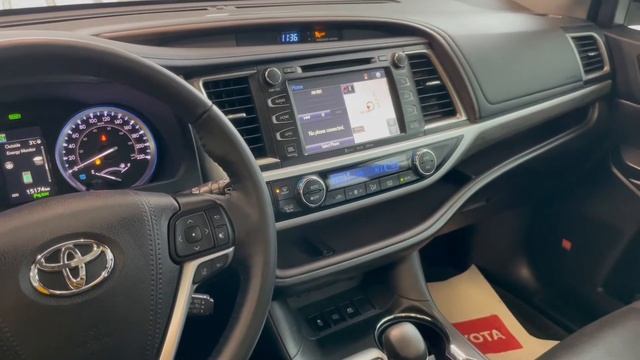 2019 Toyota Highlander Hybrid Limited Review