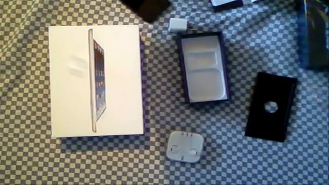 Распаковка iPhone 5 и iPad Mini смотреть онлайн