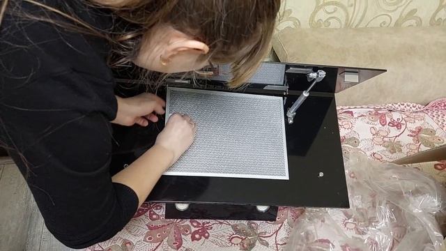 Распаковка — Вытяжка наклонная Akpo Juno Eco 60 WK-4 смотреть онлайн