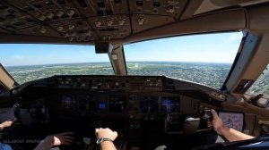 Boeing B777-300ER Cockpit Landing at Buenos Aires EZE in 4K!