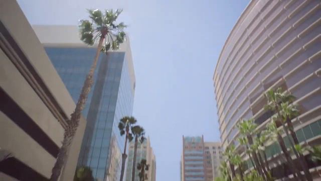 Mercedes Benz 2018 E Class Coupe and Cabriolet – Video Brochure смотреть онлайн