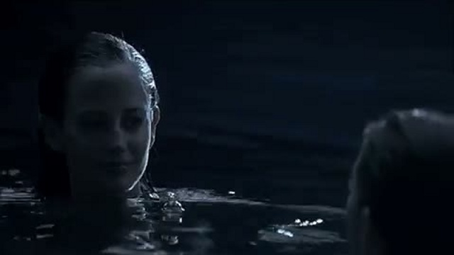 Трейлер Трещины (Cracks) смотреть онлайн