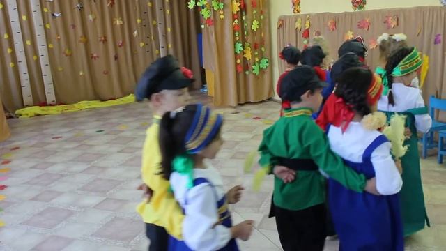Праздник осени в группах старшего дошкольного возраста. смотреть онлайн