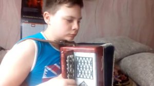 Играю кадриль на баяне