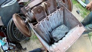 Дробилка щековая самодельная (ч. 3). Пробуем дробить уголь. Homemade jaw crusher. Part 3.