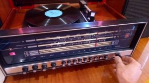 Отреставрированная радиола Вега-312-стерео из СССР.