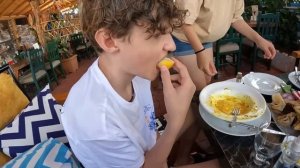 НИКИТУ И ДАНЮ ЗАБРАЛИ В ШКОЛУ ?